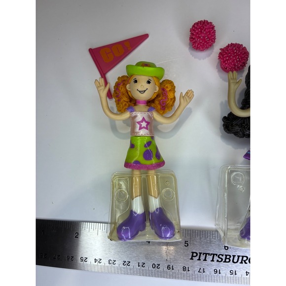 Set of 3 Groovy Girls Vintage Cheerleader Dolls with Accessories for Kids - Picture 4 of 9